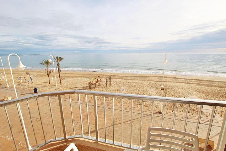 Apartamento Europa Primera Linea De Playa Guardamar Apartman Guardamar del Segura Kültér fotó